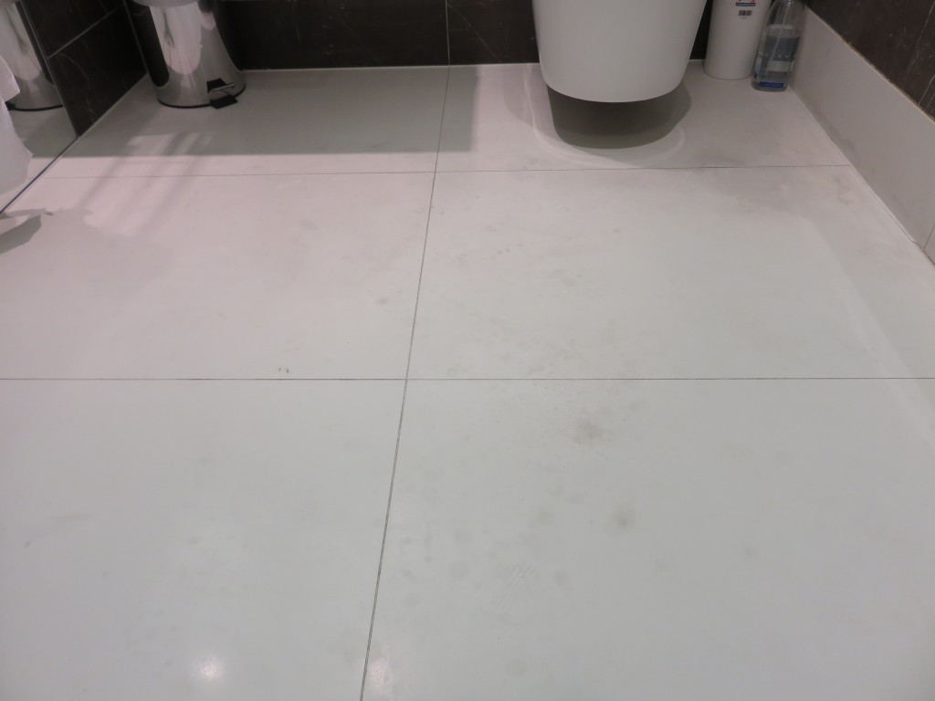 Bathroom after cleaning #2